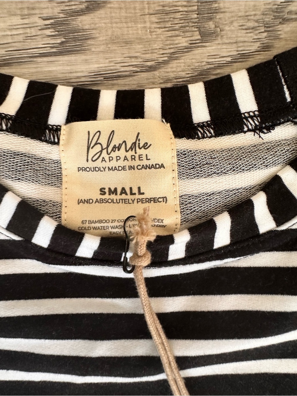Black & White Striped Rounded crewneck - Small